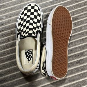Womens classic checkers slip on Vans shoes/slides